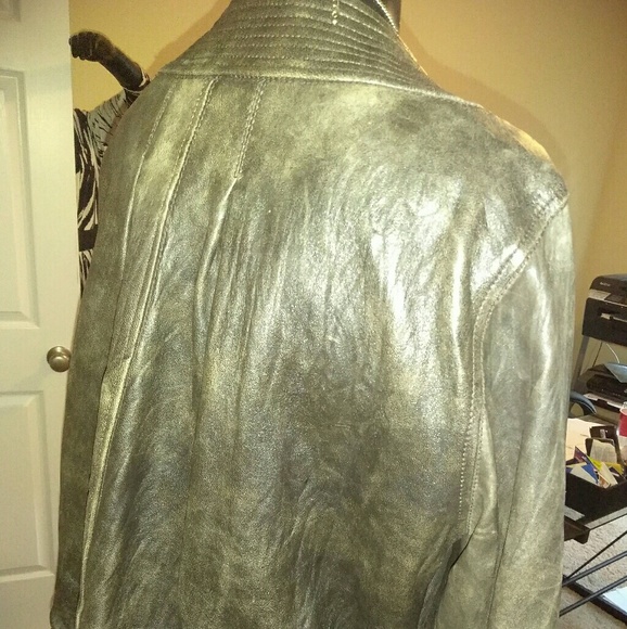 COPY - Leather jacket - Picture 2 of 4